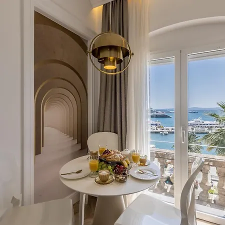 Seafront Luxury Kate, With Balcony * 斯普利特